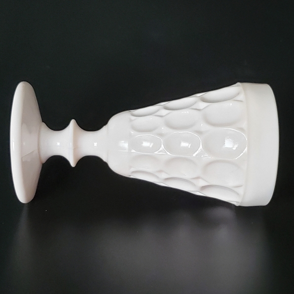 1950s (1) "Shell Pink Milk Glass" 6 3/8" Water Goblet by Jeannette - Picture 7 of 9